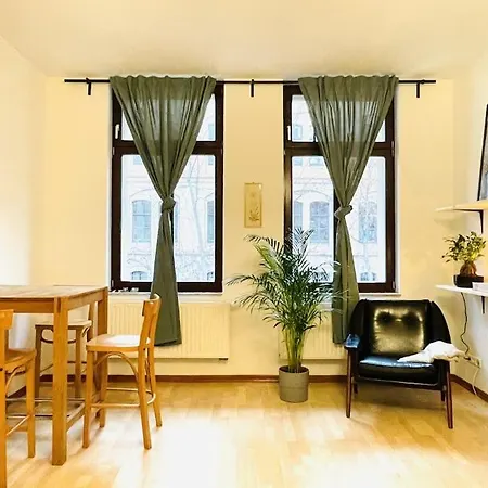 Ganze Allein * Halle (Saale)