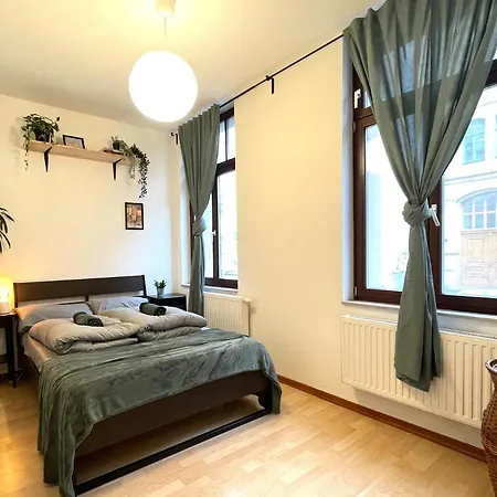 Ganze Allein * Halle (Saale)