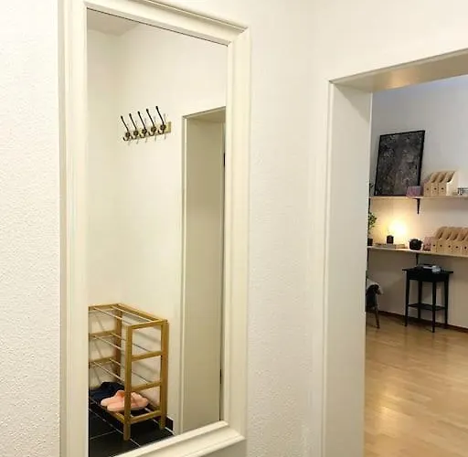 Ganze Allein Halle (Saale)